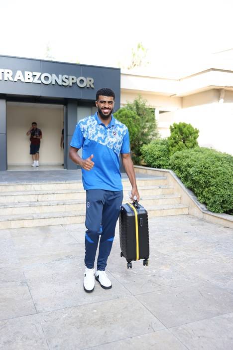 Trabzonspor Galatasaray maçı için İstanbul'a gitti 8